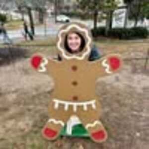 Meet your Posher, Dee